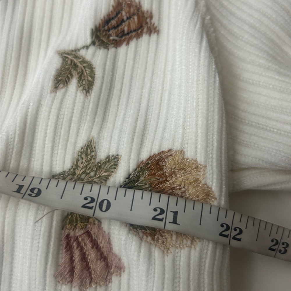 NWT (size L) Driftwood Jeans Corded Shelly Kimono with Embroidery Vintage Floral - Picture 9 of 9